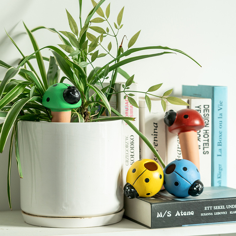Plant Watering Devices,Terraco - Self Watering Insert 评论和价格